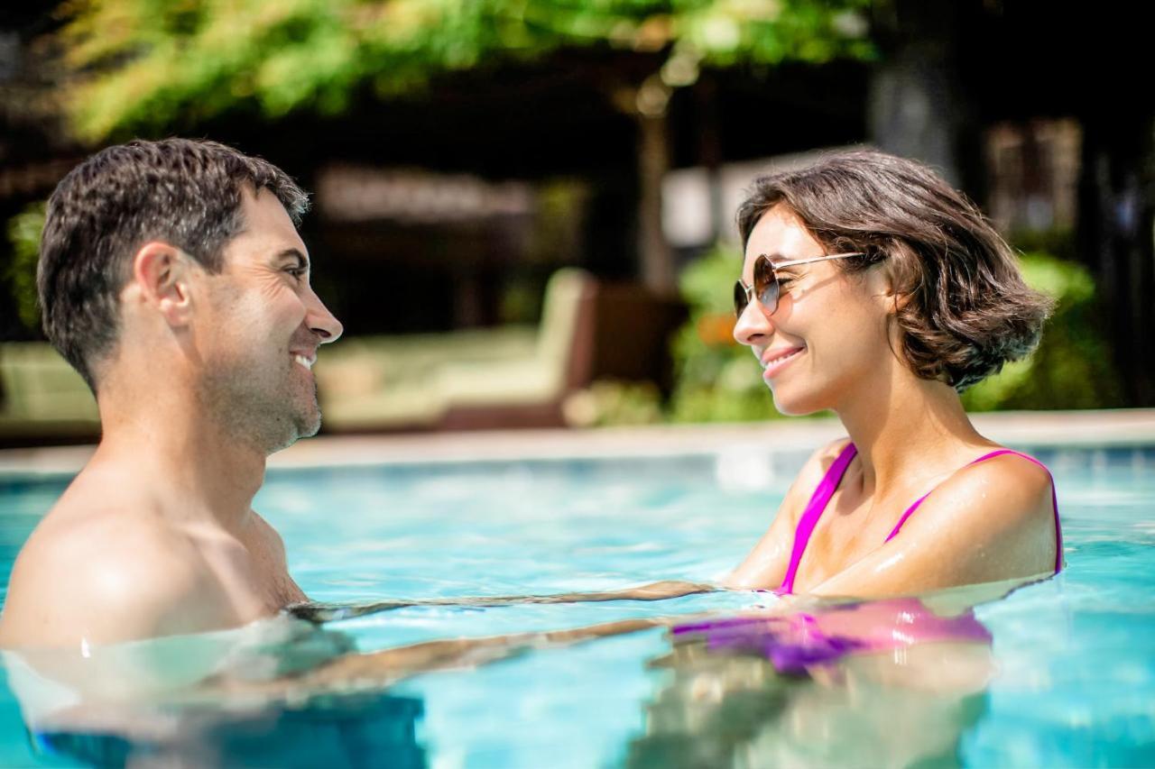Roman Spa Resort Калистога Экстерьер фото