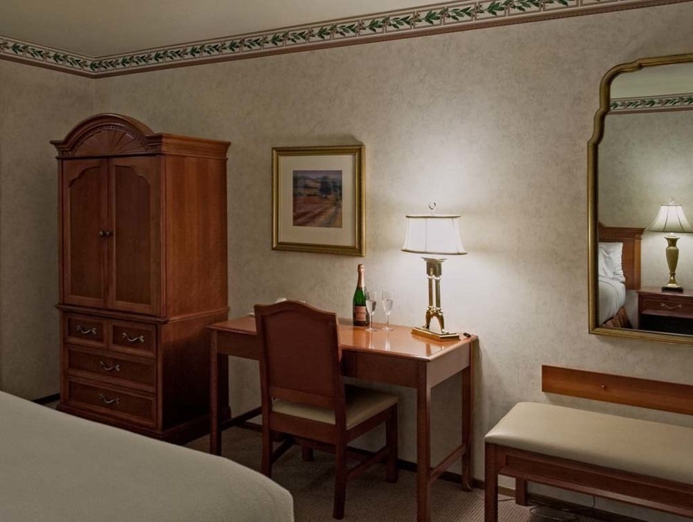 Roman Spa Resort Калистога Экстерьер фото