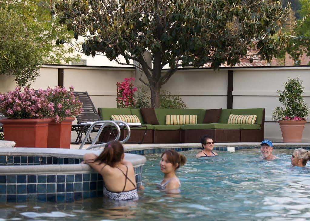 Roman Spa Resort Калистога Экстерьер фото